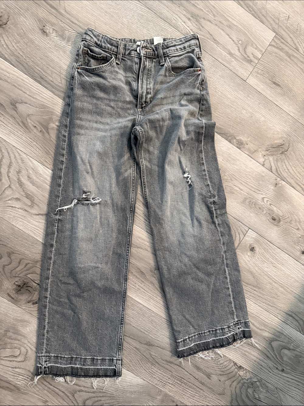 H&M Distressed Wide-Leg Jeans in Washed Gray